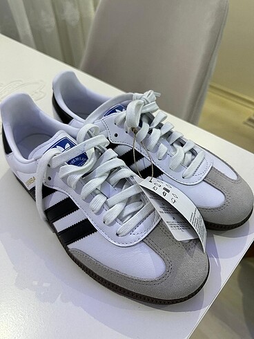 Adidas samba