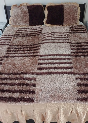 Kahverengi Desenli Parlak Yatak Örtüsü - Görsel 4