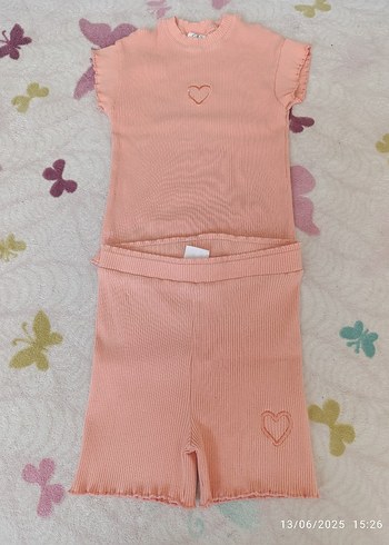Nakışlı Pembe Örgü Kız Bebek Takımı