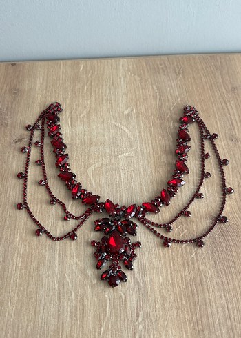 BORDO GELİN BAŞI AKSESUARI KÜPE İLE BİRLİKTE SATILIK
