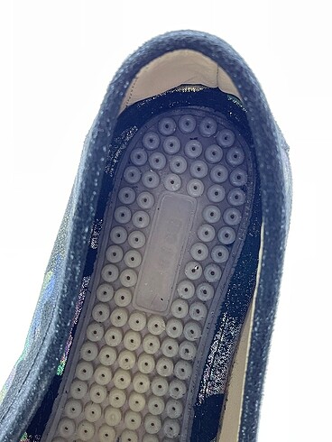 36 Beden çeşitli Renk PreLoved Babet %70 İndirimli.