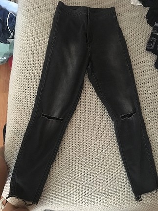 H&M Yırtık skinny jean