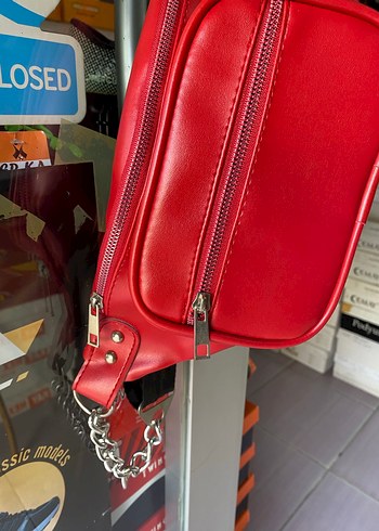 Zara Kırmızı Deri Kadın Çapraz Çanta