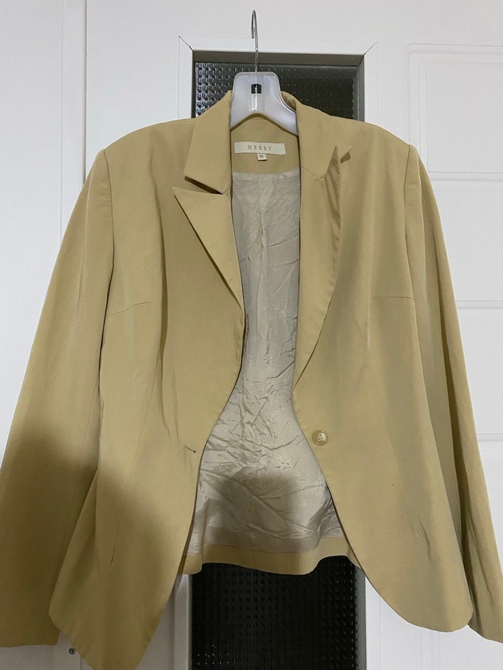 Bej Kadın Düğmeli Ofis Blazeri - Görsel 2