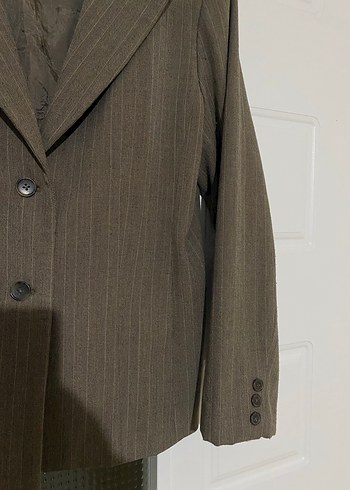 Düğmeli Kahverengi Midi Kadın Blazer - Görsel 3