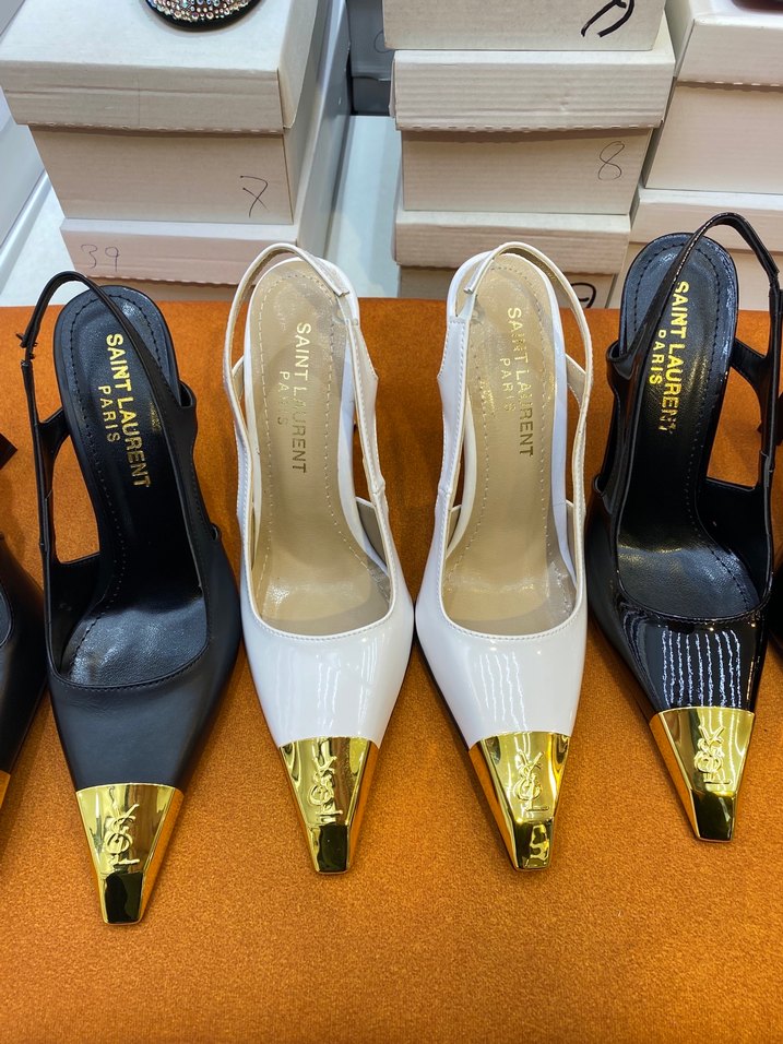 Beyaz Tokalı Kadın Stiletto Topuklu Ayakkabı - Görsel 3