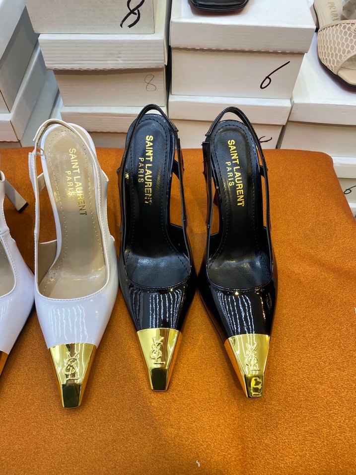 Beyaz Tokalı Kadın Stiletto Topuklu Ayakkabı - Görsel 2