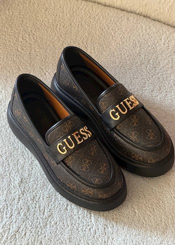 Guess 37