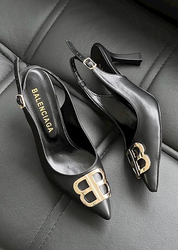 Beyaz Tokalı Kadın Stiletto - Görsel 4