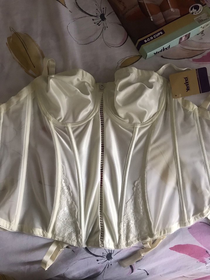 Beyaz Dantel Detaylı Straplez Bustiyer - Görsel 2