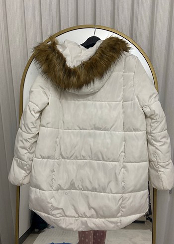 Beyaz Kürk Detaylı Kadın Kışlık Mont - Görsel 8