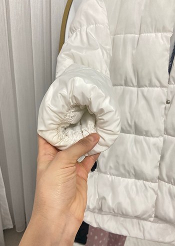 Beyaz Kürk Detaylı Kadın Kışlık Mont - Görsel 9