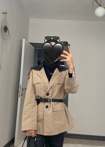 Bej Kemerli Mini Deri Trençkot - Görsel 2