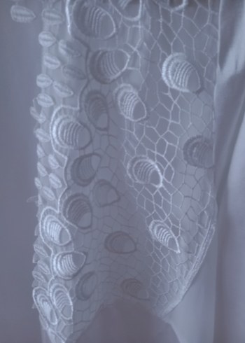 Uzun Beyaz Nakışlı Bohem Kadın Sabahlık 800tl - Görsel 3