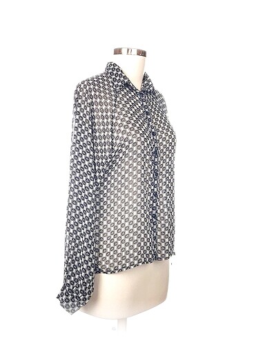 Batik Batik Bluz %70 İndirimli.