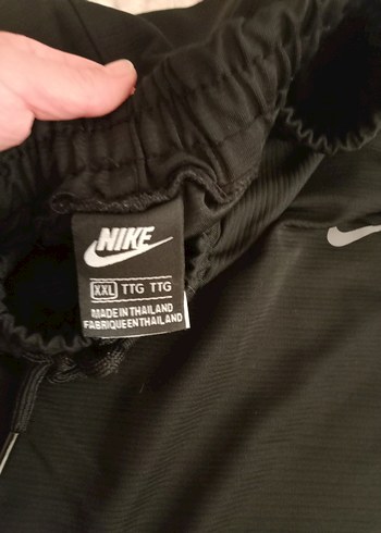 Nike Siyah Elastik Bel Erkek Şort - Görsel 5