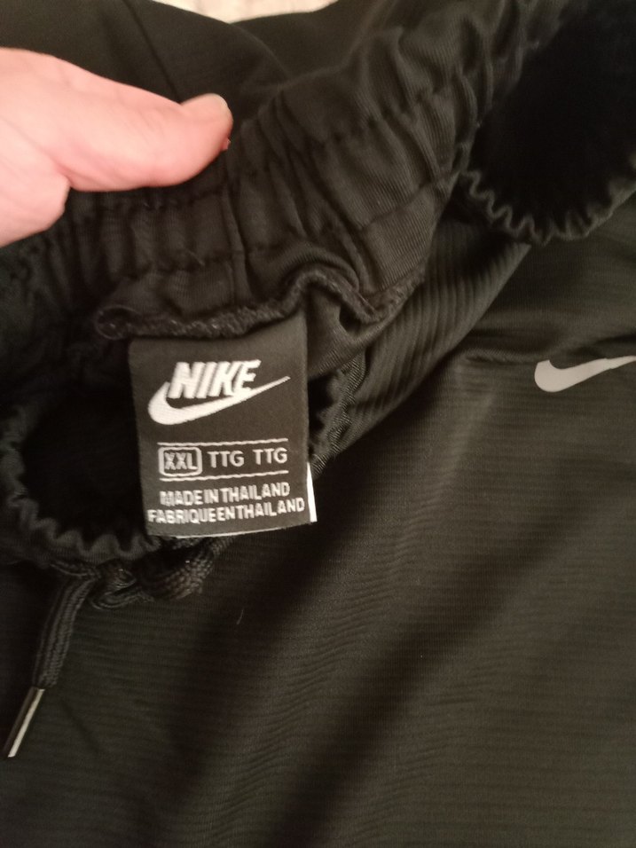 Nike Siyah Elastik Bel Erkek Şort - Görsel 5