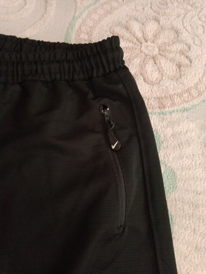 Nike Siyah Elastik Bel Erkek Şort - Görsel 3