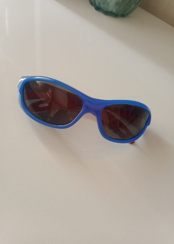 Renkli erkek çocuk  Spor Güneş Gözlüğü - Görsel 2