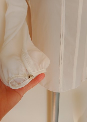 Beyaz Uzun Kollu Kadın Bluz - Görsel 3