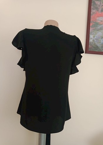 Siyah V Yakalı Fırfırlı Mini Bluz - Görsel 3