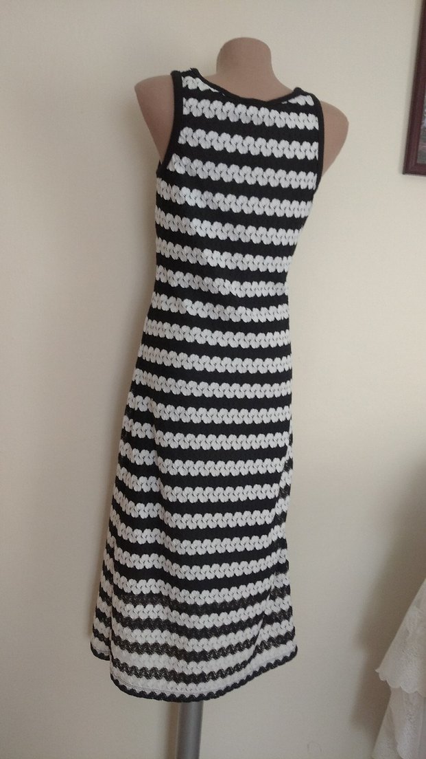 Siyah Gri Çizgili Dantelli Uzun Triko Elbise - Görsel 5