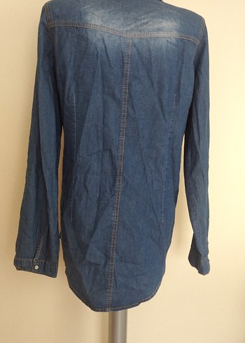 Düğmeli Mavi Kot Gömlek - Görsel 4