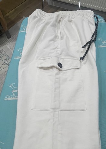 Beyaz Kemerli Rahat Keten Pantolon - Görsel 4