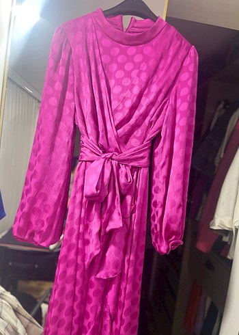 Uzun Kollu, Pembe Drapeli Uzun Elbise - Görsel 5