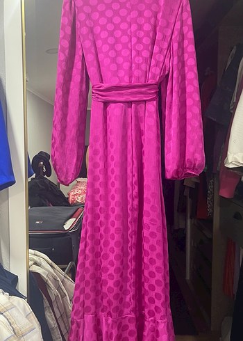 Uzun Kollu, Pembe Drapeli Uzun Elbise - Görsel 9