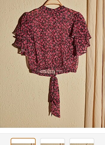 Çok renkli çiçek desenli crop bluz