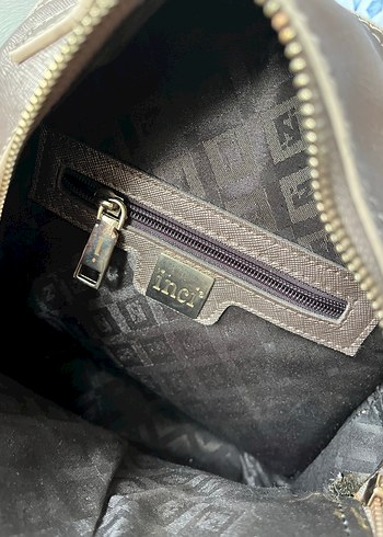 Deri Fermuarlı Kadın Sırt Çantası - Görsel 2