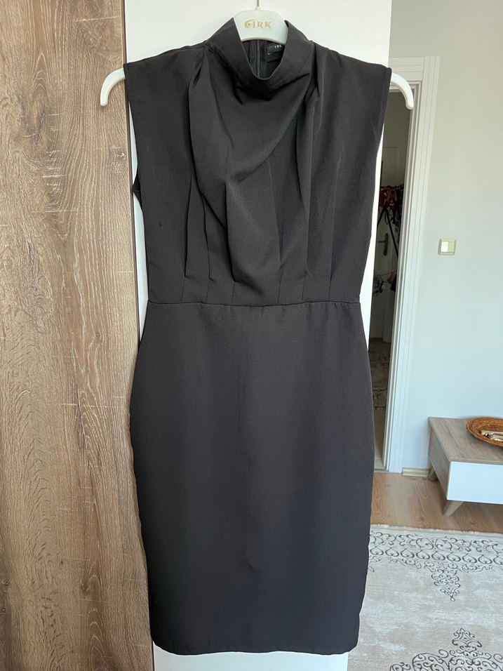 Drapeli Siyah Midi Ofis Elbisesi - Görsel 2