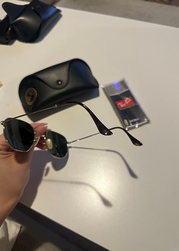 Beden Rayban güneş gözlüğü