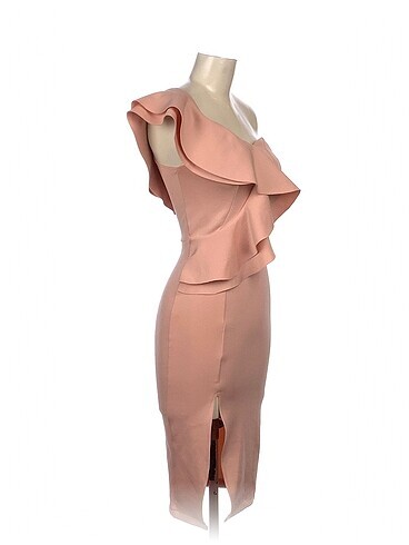 Diğer PreLoved Kısa Elbise %70 İndirimli.