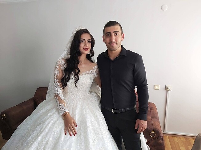 GELİNLİK