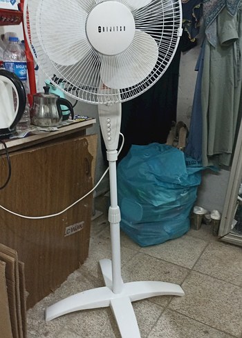 Dilvin Beyaz ayaklı vantilatör