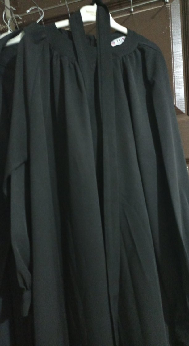 Siyah Uzun Kollu Rahat Kesim Kadın Giyimi - Görsel 4