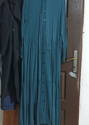 Düğmeli Uzun Turkuaz Keten Elbise - Görsel 2