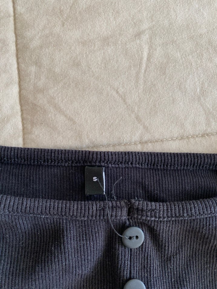 Düğmeli Kolsuz  Yelek - Görsel 2