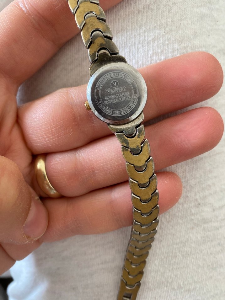 Bej Klasik Kadın Saati - Görsel 3