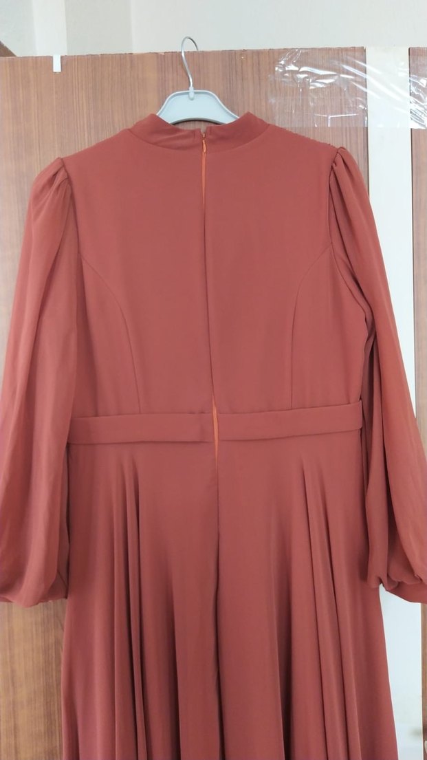 Kadın Bej Uzun Drapeli Abiye Elbise - Görsel 3