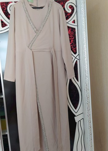 Bej Zincir Detaylı Uzun Abiye Elbise - Görsel 2