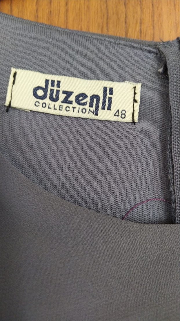 Gri Pilili Uzun Kol V Yaka Kadın Elbise - Görsel 4