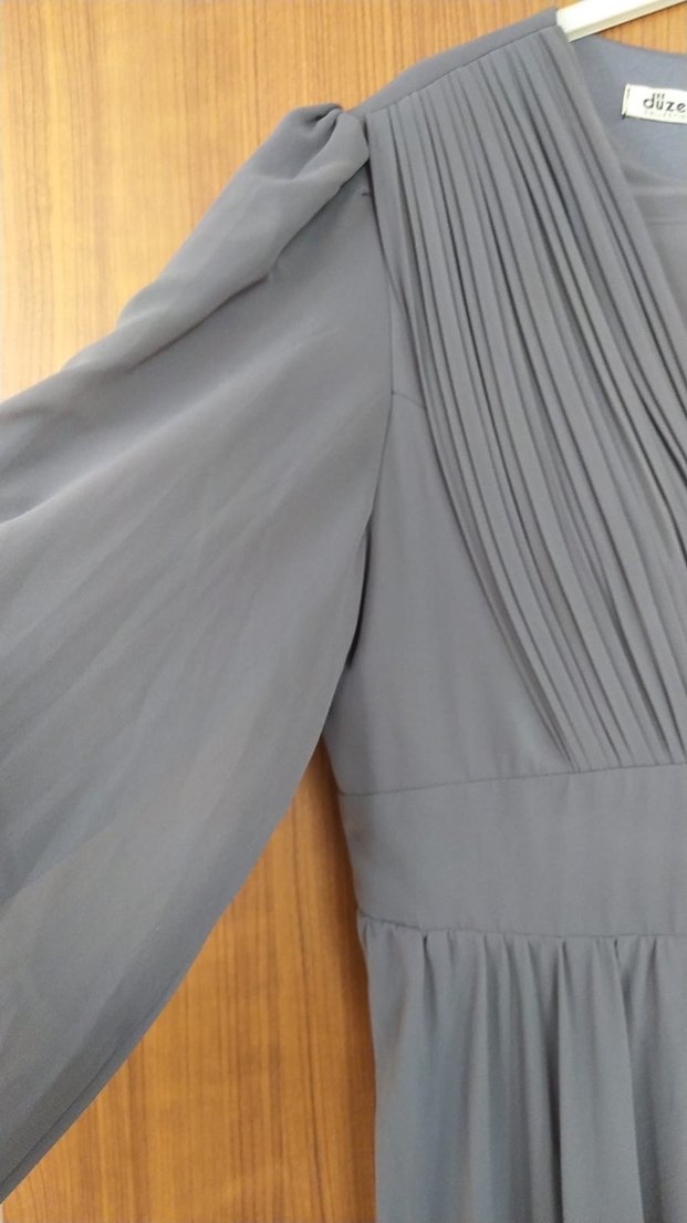 Gri Pilili Uzun Kol V Yaka Kadın Elbise - Görsel 3