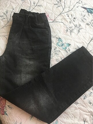 9 Yaş Beden siyah Renk LCW 9-10 yaş kot pantolon