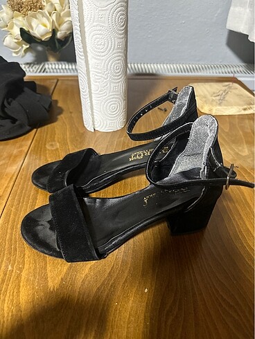 36 Beden siyah Renk Siyah Topuklu Ayakkabı