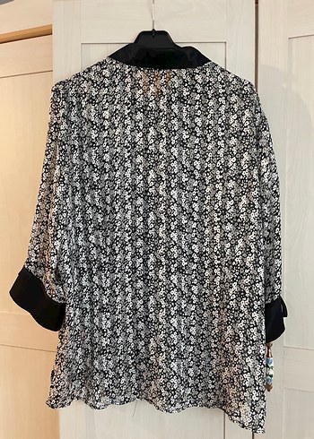 Desenli Siyah Gömlek, Uzun Kollu, Düğmeli - Görsel 3