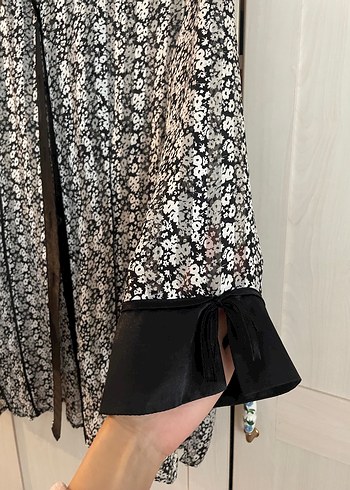 Desenli Siyah Gömlek, Uzun Kollu, Düğmeli - Görsel 4