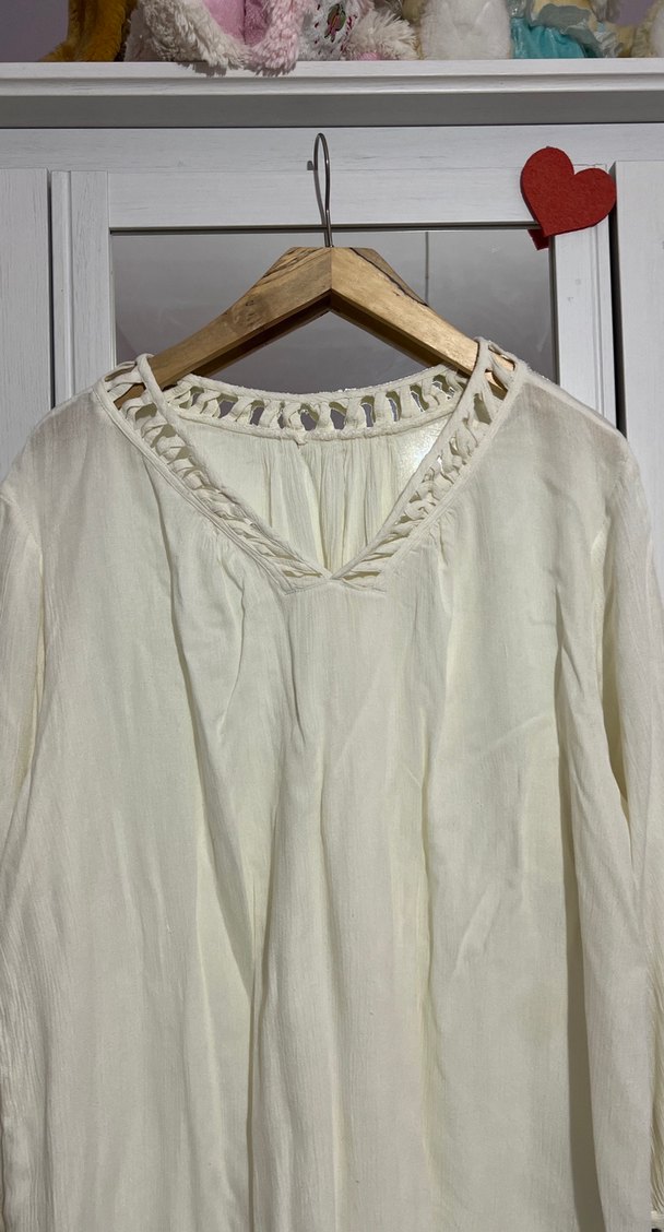 Beyaz Keten Bohem V Yaka Kadın Bluz - Görsel 2